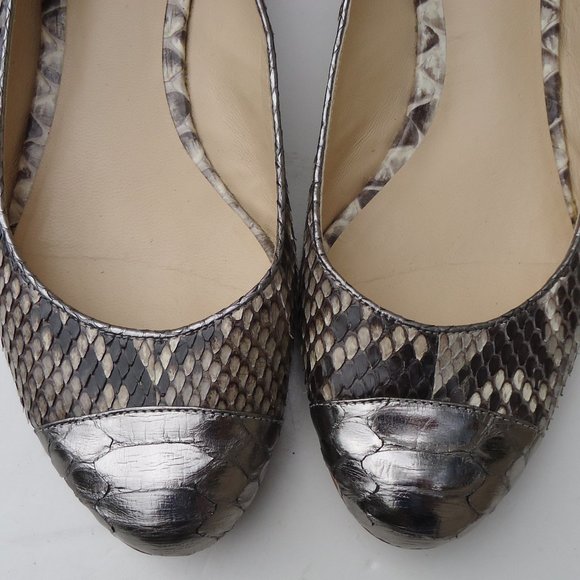 SIZE 8. Alexandre Birman python leather flat shoes. - Picture 3 of 16